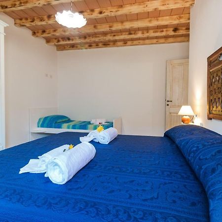 Sardinia Suite Apartment ドルガーリ エクステリア 写真