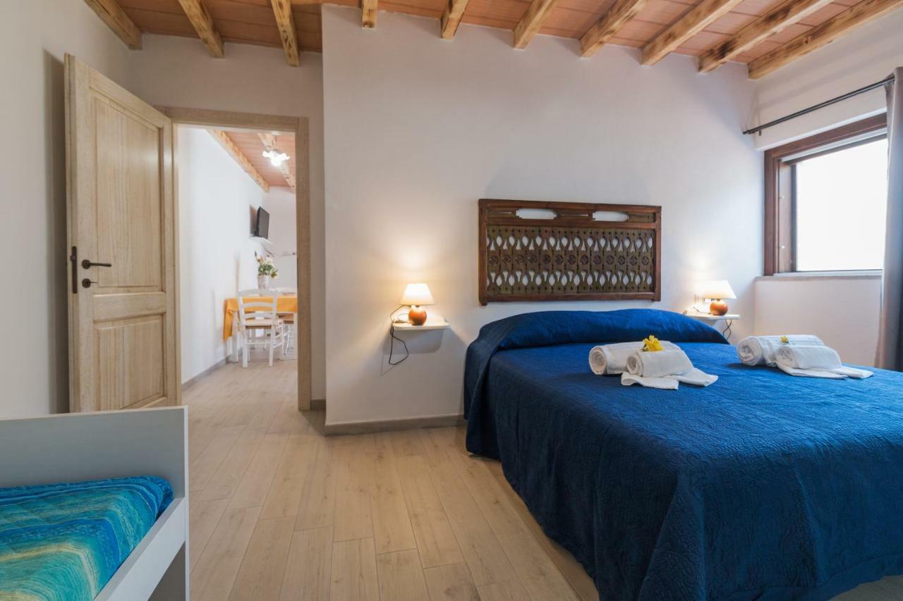 Sardinia Suite Apartment ドルガーリ エクステリア 写真