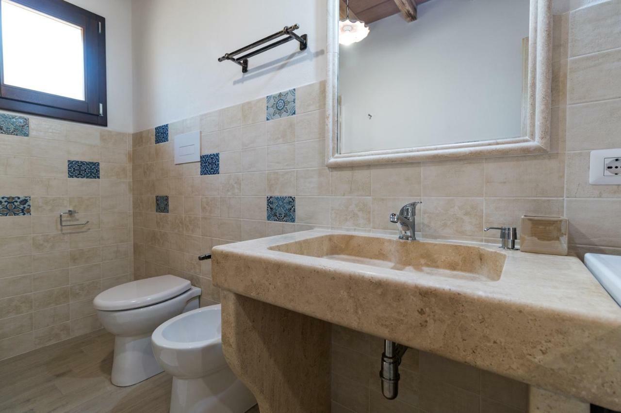 Sardinia Suite Apartment ドルガーリ エクステリア 写真
