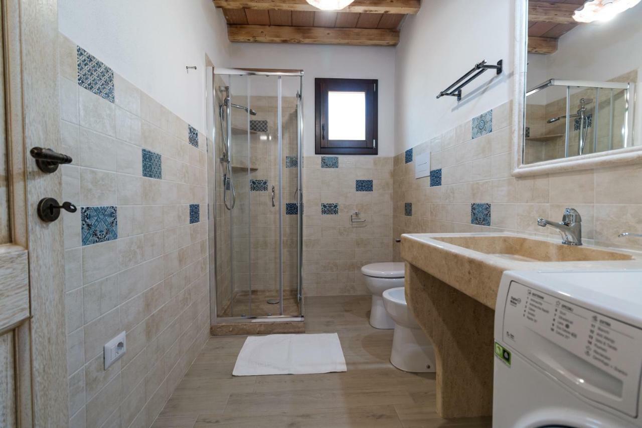 Sardinia Suite Apartment ドルガーリ エクステリア 写真