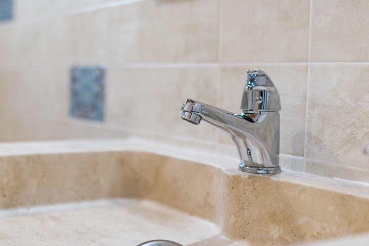 Sardinia Suite Apartment ドルガーリ エクステリア 写真